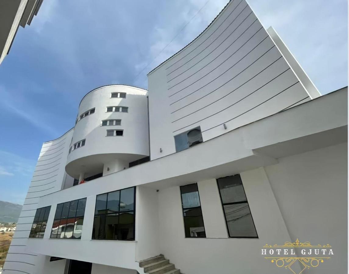 Hotel Gjuta Farke e Madhe Eksteriør billede